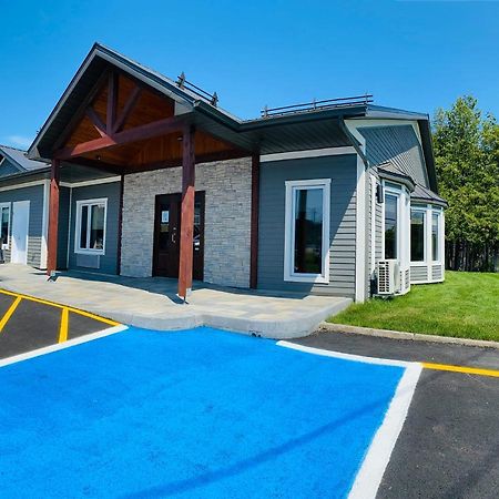 Motel L'Abri Carleton-sur-Mer ภายนอก รูปภาพ