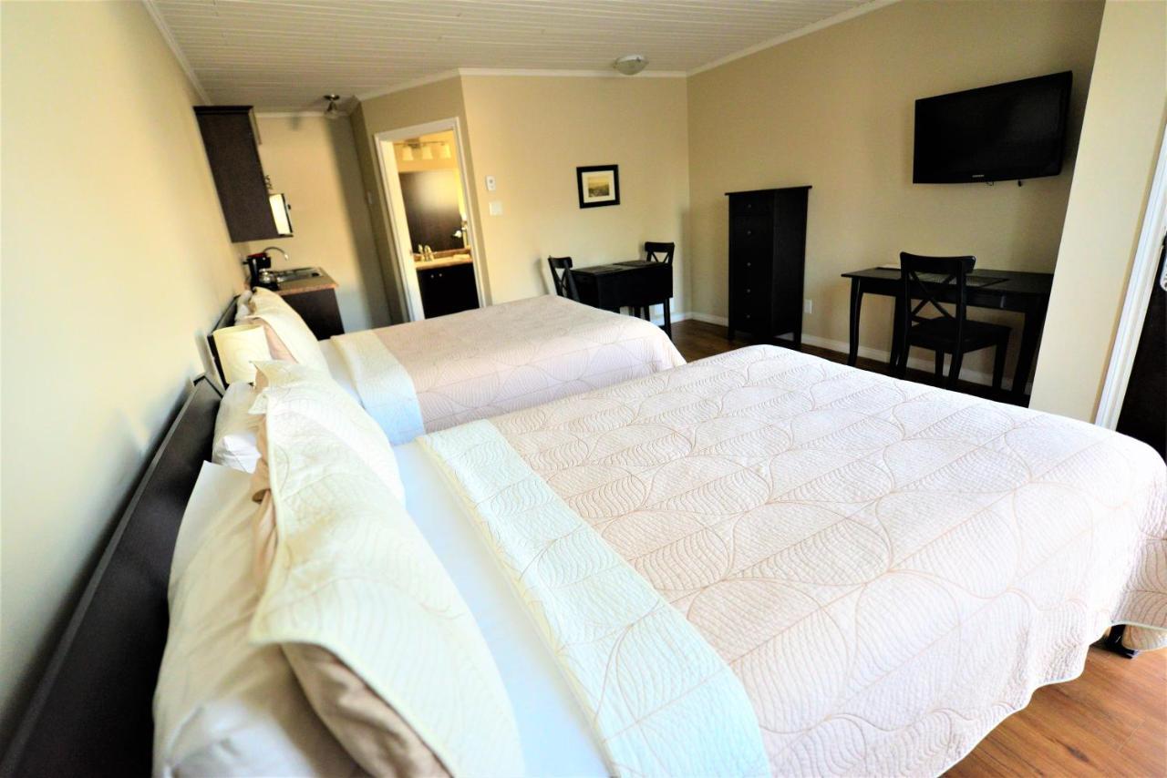 Motel L'Abri Carleton-sur-Mer ภายนอก รูปภาพ