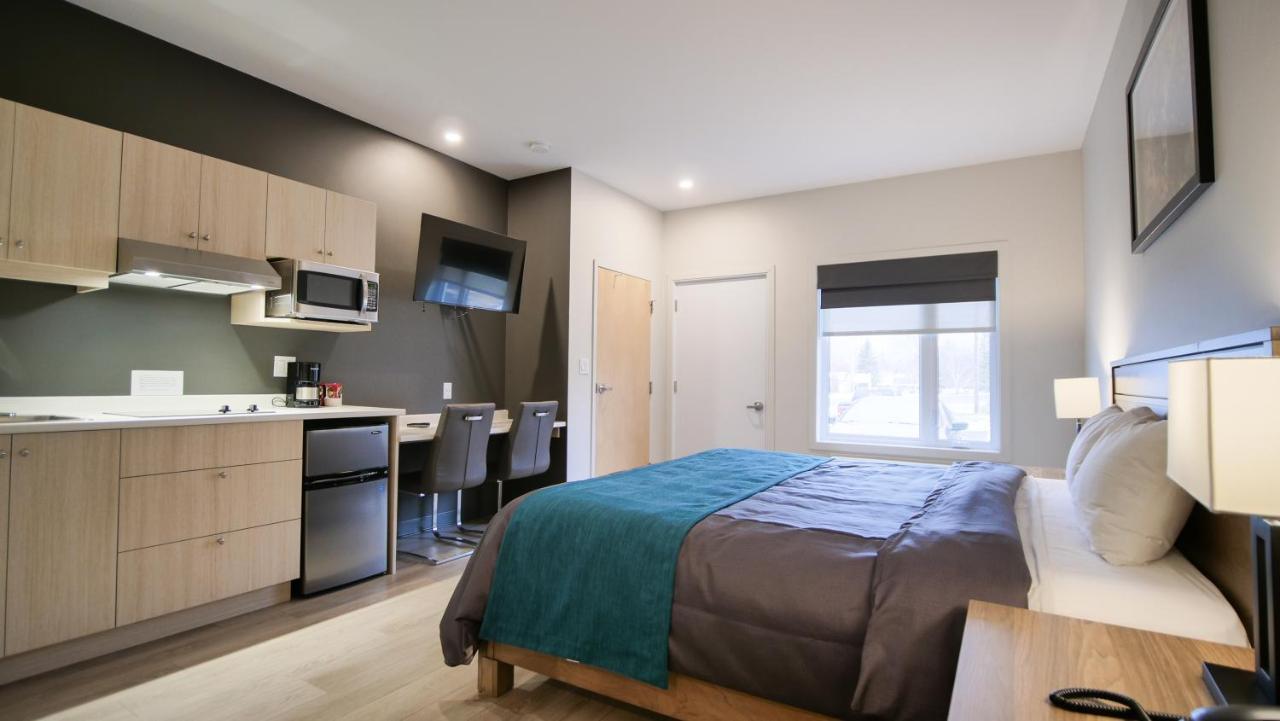 Motel L'Abri Carleton-sur-Mer ภายนอก รูปภาพ