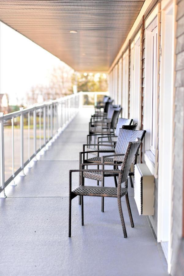 Motel L'Abri Carleton-sur-Mer ภายนอก รูปภาพ