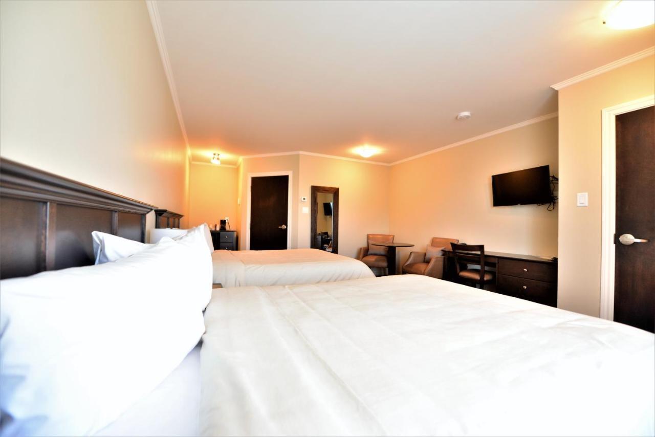 Motel L'Abri Carleton-sur-Mer ภายนอก รูปภาพ